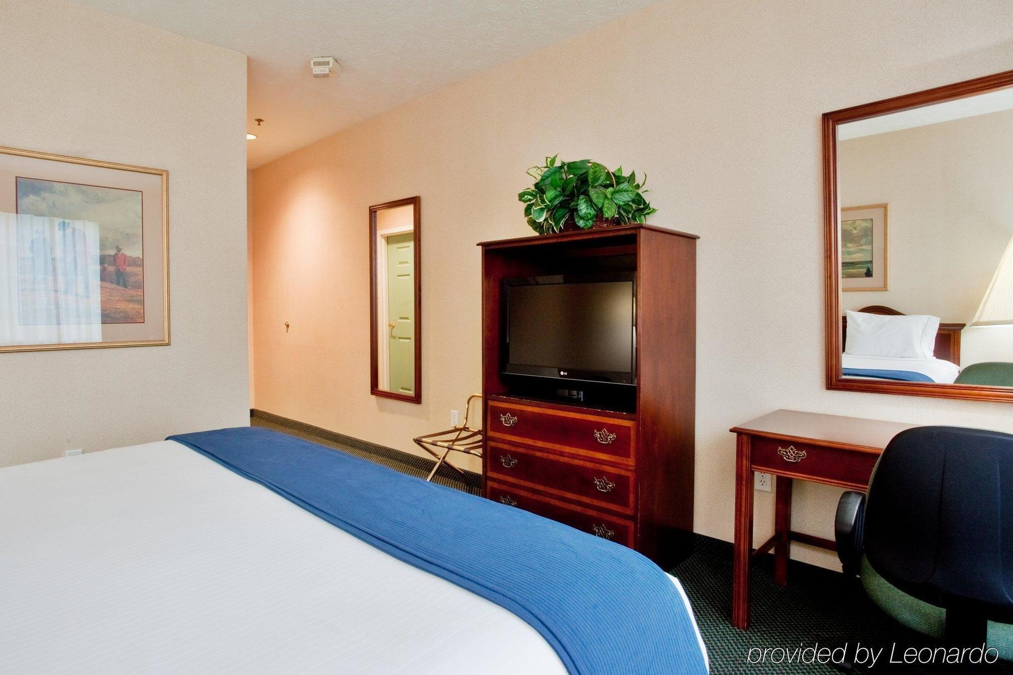 Holiday Inn Express Kilmarnock Eksteriør bilde